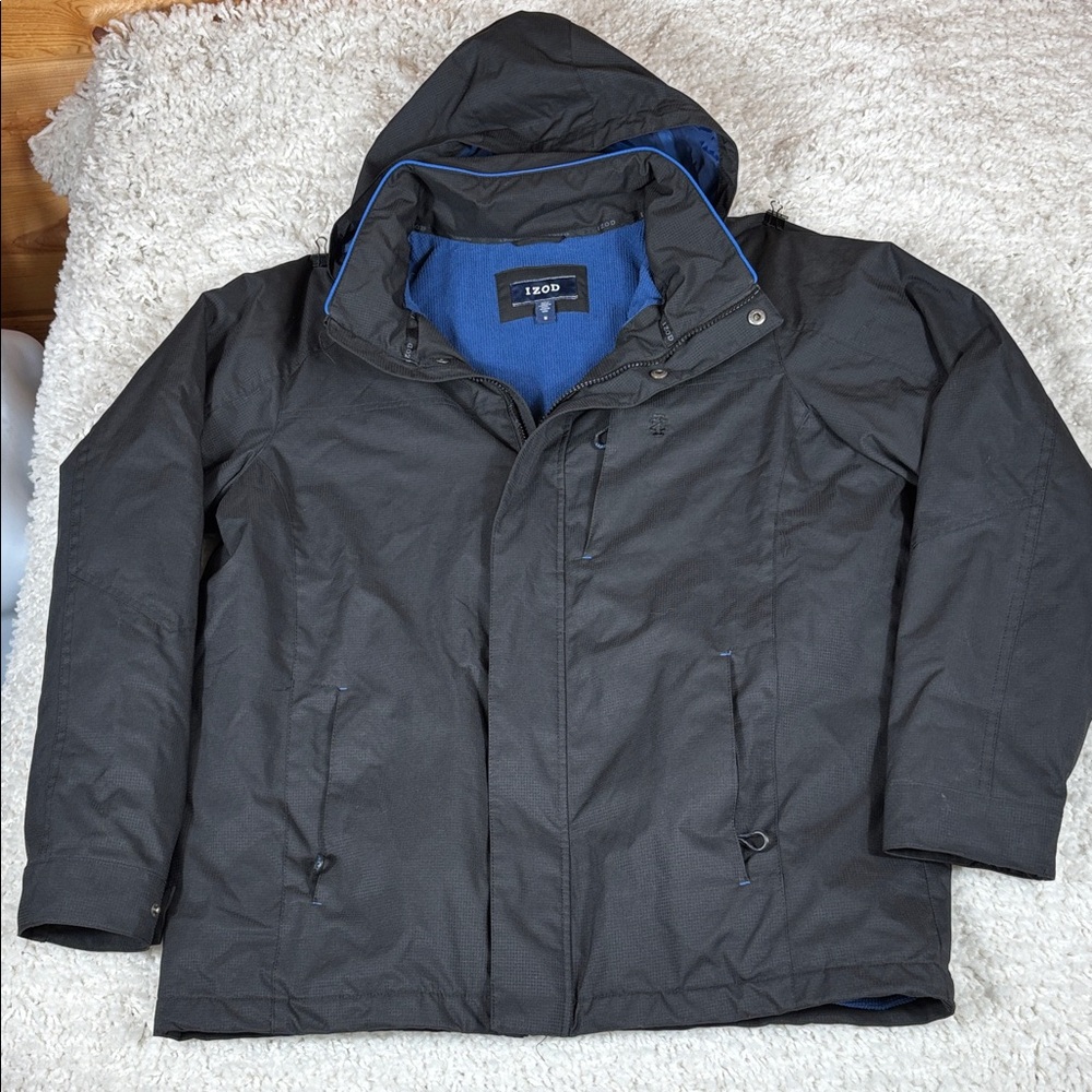 IZOD Men's Water Resistant Midweight Jacket with Polar Fleece Lining, Size Med